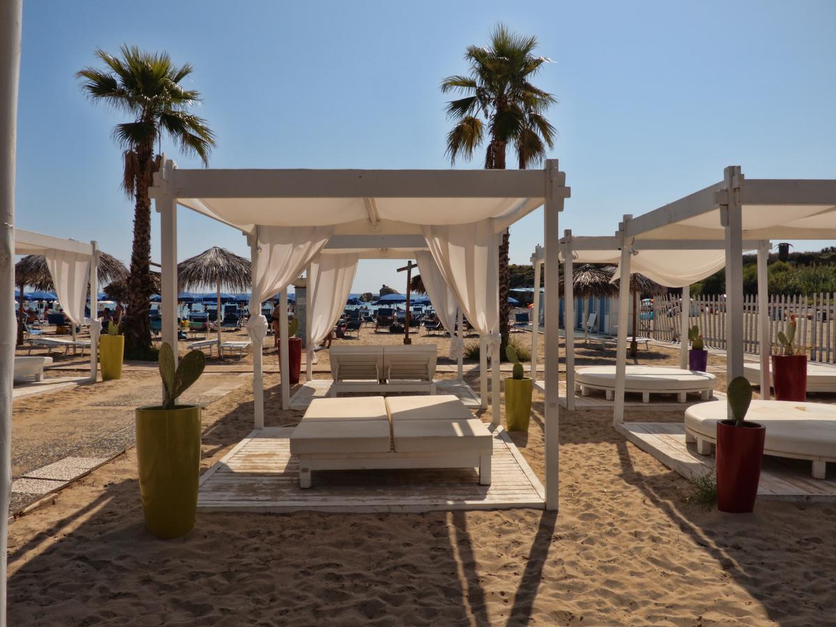 Hotel Futura Club Spiagge Bianche Fontane Bianche Exterior foto